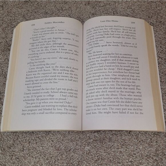 Last One Home A Novel In Large Print Softcover Book by Debbie Macomber - Picture 8 of 14
